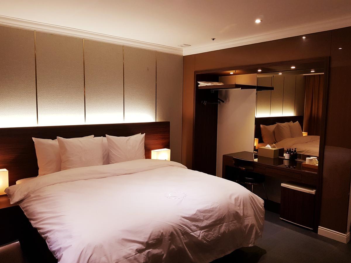 The California Gangnam Hotel